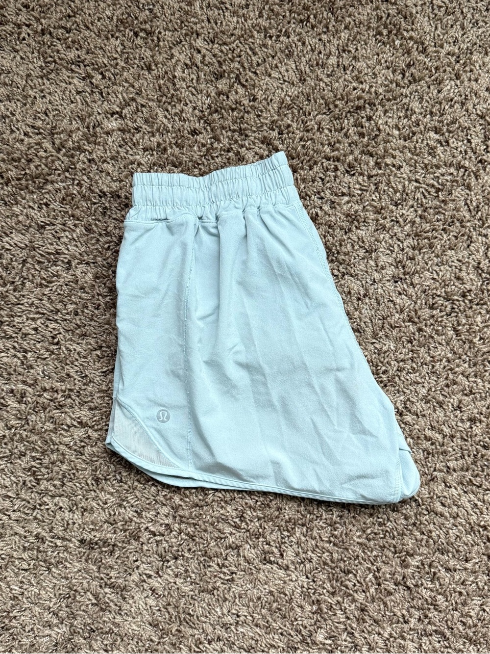 Lululemon Hotty Hot Shorts Low Rise 4” Powder Blue Size 6